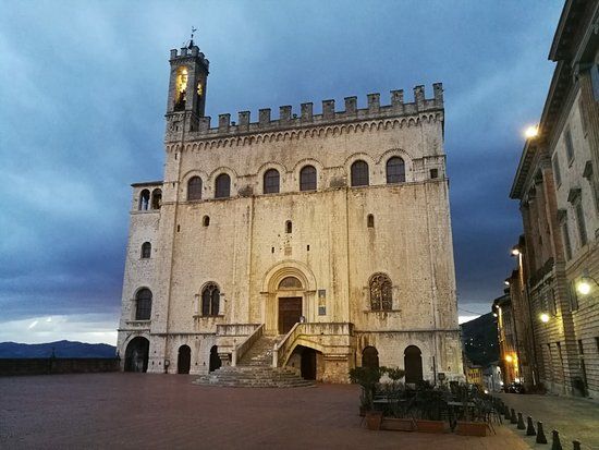 Palazzo dei Consoli e Museo Civico